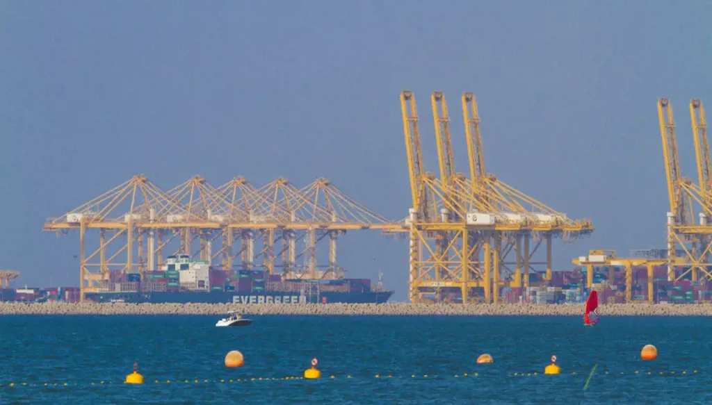 EMIRATESOILAFP_095754_large.webp